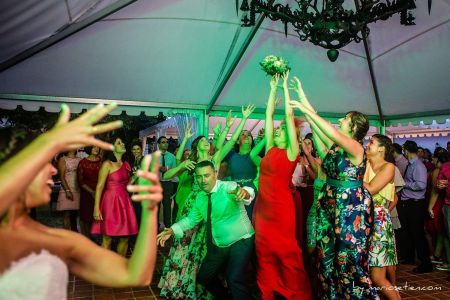 FIESTA Fotografo Boda Fotografos Bodas Santander Nuevo San Roman Escalante